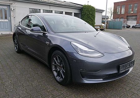 Tesla Model 3 LongRangeDual AWD Autopilot Auton.Fahren