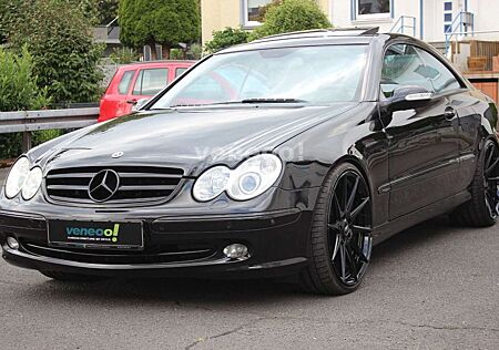 Mercedes-Benz CLK 240 Coupe /schwarz in scharz/20 Zoll/2. Hand