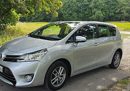 Toyota Verso SkyView Edition/ 7 Sitzer/ Rückfahrkamera