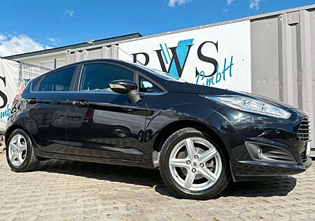 Ford Fiesta Titanium, Klimaaut./Parkhilfe/Sitzheizung