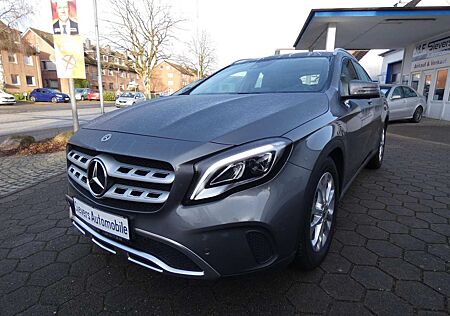 Mercedes-Benz GLA 180 7G-DCT Navi LED SHZ PDC Teilleder Tempomat