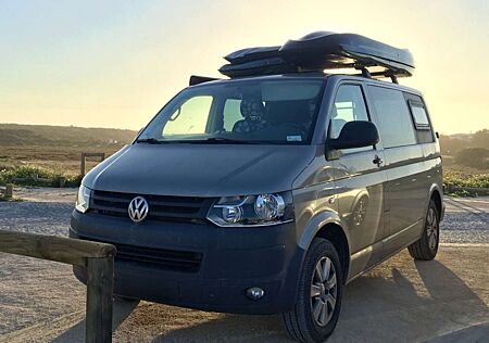 VW T5 Volkswagen 140PS, Camper(basis), Einzelsitze, Tempomat, 5 Sitzplätze
