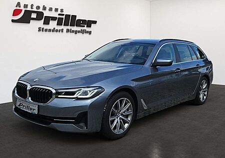 BMW 530 d Touring xDrive/NAVI/LED/DAB/PGSD/AHK/Apple