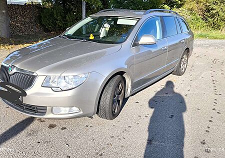 Skoda Superb Combi 2.0 TDI FAMILY