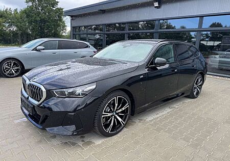 BMW 520 d M Sport -HUD-ACC-Pano-360K-20Zoll