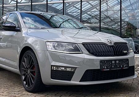 Skoda Octavia Limo RS Leder Business Columbus