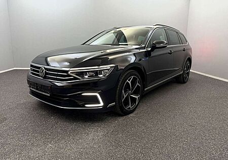 VW Passat Variant Volkswagen GTE R-LINE MATRIX*HUD*ACC*PANO
