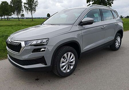 Skoda Karoq Selection 1.5 TSI DSG GV5 16 Ladeb 110 ...