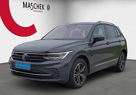 VW Tiguan Volkswagen Active 1.5 TSI Navi RearView IQ.Drive Sitzh. ACC A