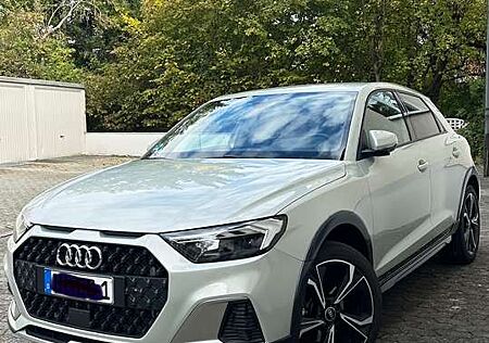 Audi A1 ALLSTREET 35 TFSI NAVi/LED/ACC/SLiNE/18*/GA 2029