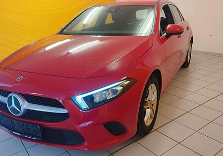 Mercedes-Benz A 180 Progressive, Navi Premium, LED, LM-Felgen