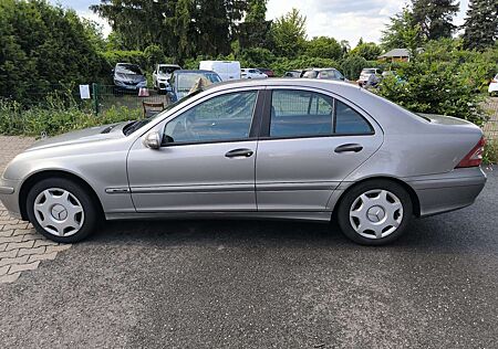 Mercedes-Benz C 180 C-Klasse Kompressor Classic