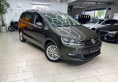 VW Sharan Volkswagen 2.0 TDI Automatik Tempo AHK SHZ PDC Schaltwippen D