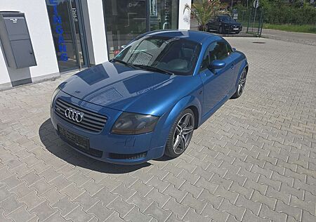 Audi TT 1.8 T Coupe quattro (165kW)