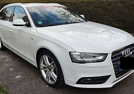 Audi A4 A4 Avant 2.0 TDI 177 PS, der Motor hat 72271 km, S-Line Sportpaket