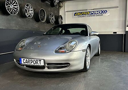 Porsche 996 Carrera 4 Coupé