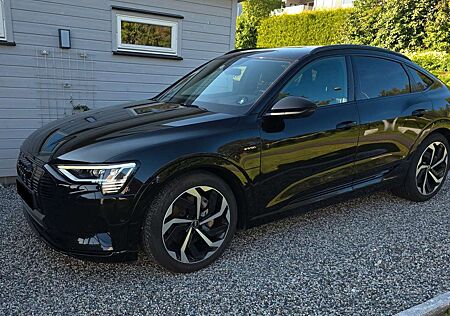 Audi e-tron 55 quattro advanced