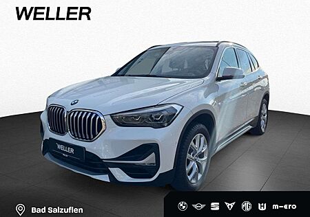 BMW X1 sDrive20i xLine DrAs LED Pano Kam AHK Navi PDC