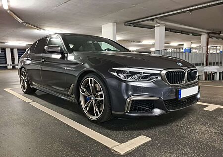 BMW M550 ACC*Massage*Fern.Parken*360 Kamera*Service Paket