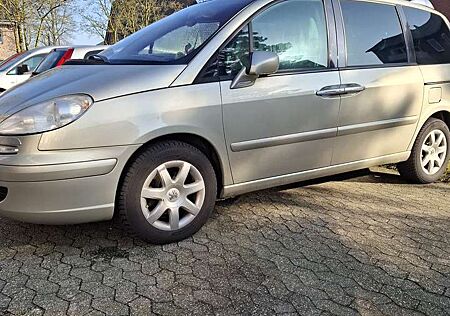 Peugeot 807 140 Automatik Platinum