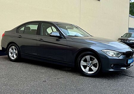 BMW 318 d Lim. BI-XENON KLIMAAUTM. NAVI SHZ GARANTIE