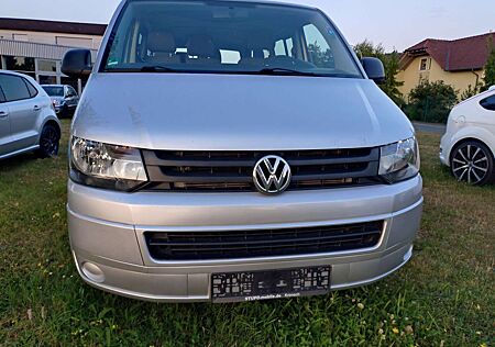 VW T5 Transporter Volkswagen Kombi lang