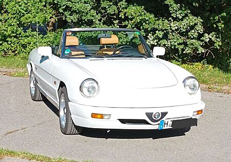 Alfa Romeo Spider 2.0