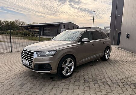 Audi Q7 3.0 TDI quattro S-line/Pano/HuD/Ahk/Nachtsicht/