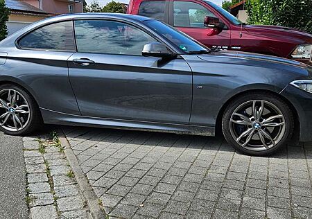 BMW 235 2er Coupe M235i Coupe Sport-Aut.