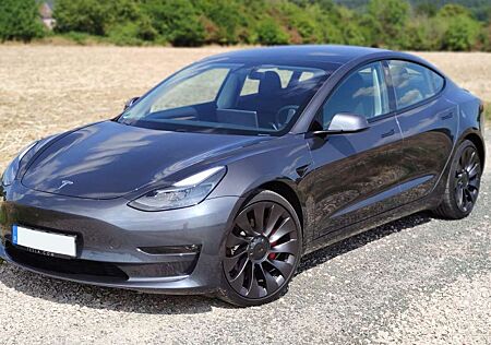 Tesla Model 3 Performance