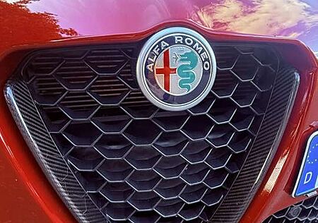 Alfa Romeo Giulia gebraucht kaufen Alfa Romeo Giulia Veloce Ti Q4 Rosso Competizione- Große Inspektion