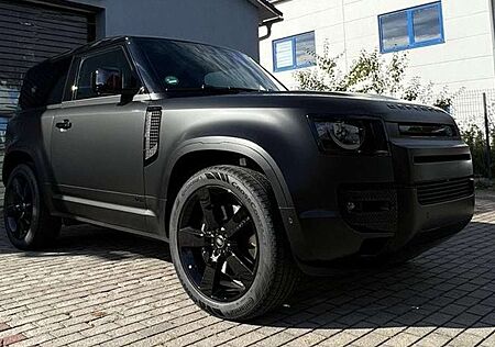 Land Rover Defender 90 - P525 V8 - black matt foliert