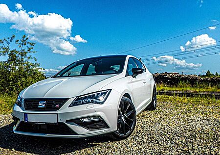 Seat Leon 1.5 TSI ACT DSG OPF FR Black Matt Edition
