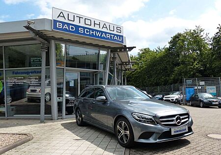 Mercedes-Benz C 180 T Avantgarde Aut., Navi, LED, R.-Kamera