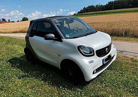 Smart ForTwo 2019 Cabrio Passion 90 PS