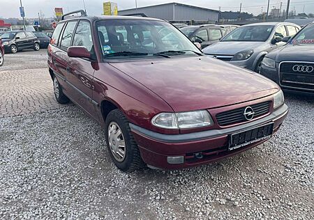 Opel Astra Caravan mit Tüv bis Nov. 26