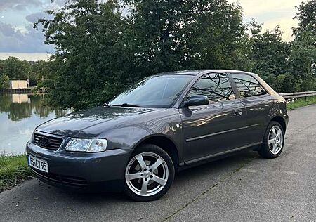Audi A3 1.6 Ambiente