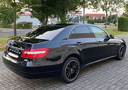 Mercedes-Benz E 220 CDI DPF BlueEFFICIENCY Automatik Avantgarde