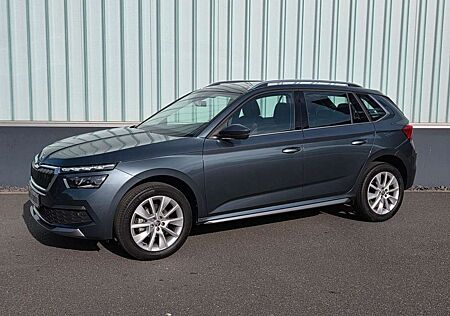 Skoda Kamiq Style/LED/Navi/Pano/AHK/ACC/el.HK/Kamera