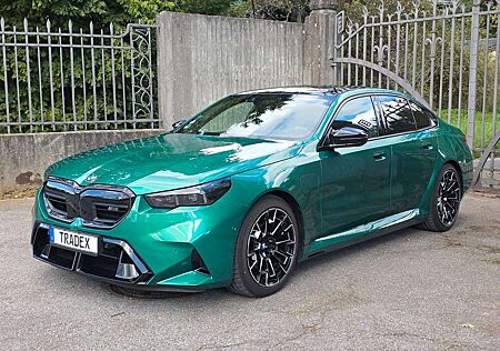BMW M5 Limousine M-Driver´s Package VMax305
