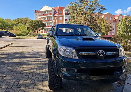Toyota Hilux 4x4 Double CabSol