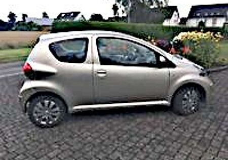 Toyota Aygo CKin2U__TÜV neu __Android System