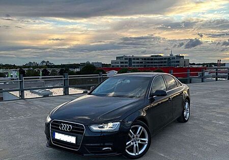 Audi A4 1.8 TFSI multitronic Ambiente