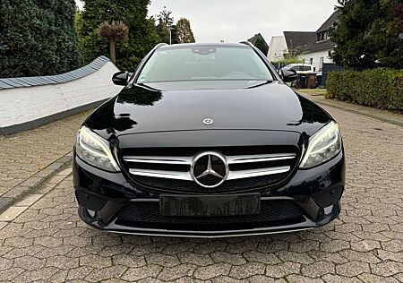 Mercedes-Benz C 220 T d PANORAM DISTRONIC LED COMAND LEDER SPOSI