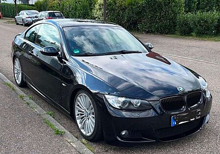 BMW 325i 325 Coupe Aut.