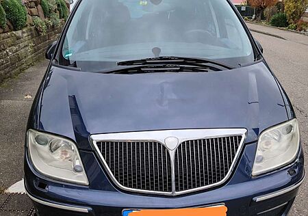 Lancia Phedra 2.0 16v