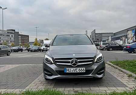 Mercedes-Benz B 180 CDI (BlueEFFICIENCY) 7G-DCT
