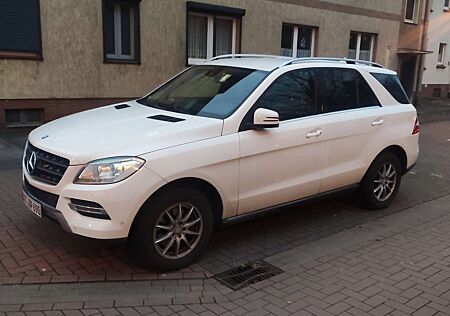 Mercedes-Benz ML 250 BlueTEC 4MATIC 7G-TRONIC