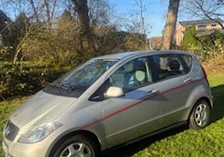 Mercedes-Benz A 160 BlueEFFICIENCY Elegance Special Edition
