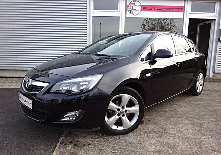 Opel Astra J 1.4 LIMOUSINE KLIMA SHZ AHK